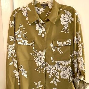 Madison Olive Green Floral Button Down Blouse XL